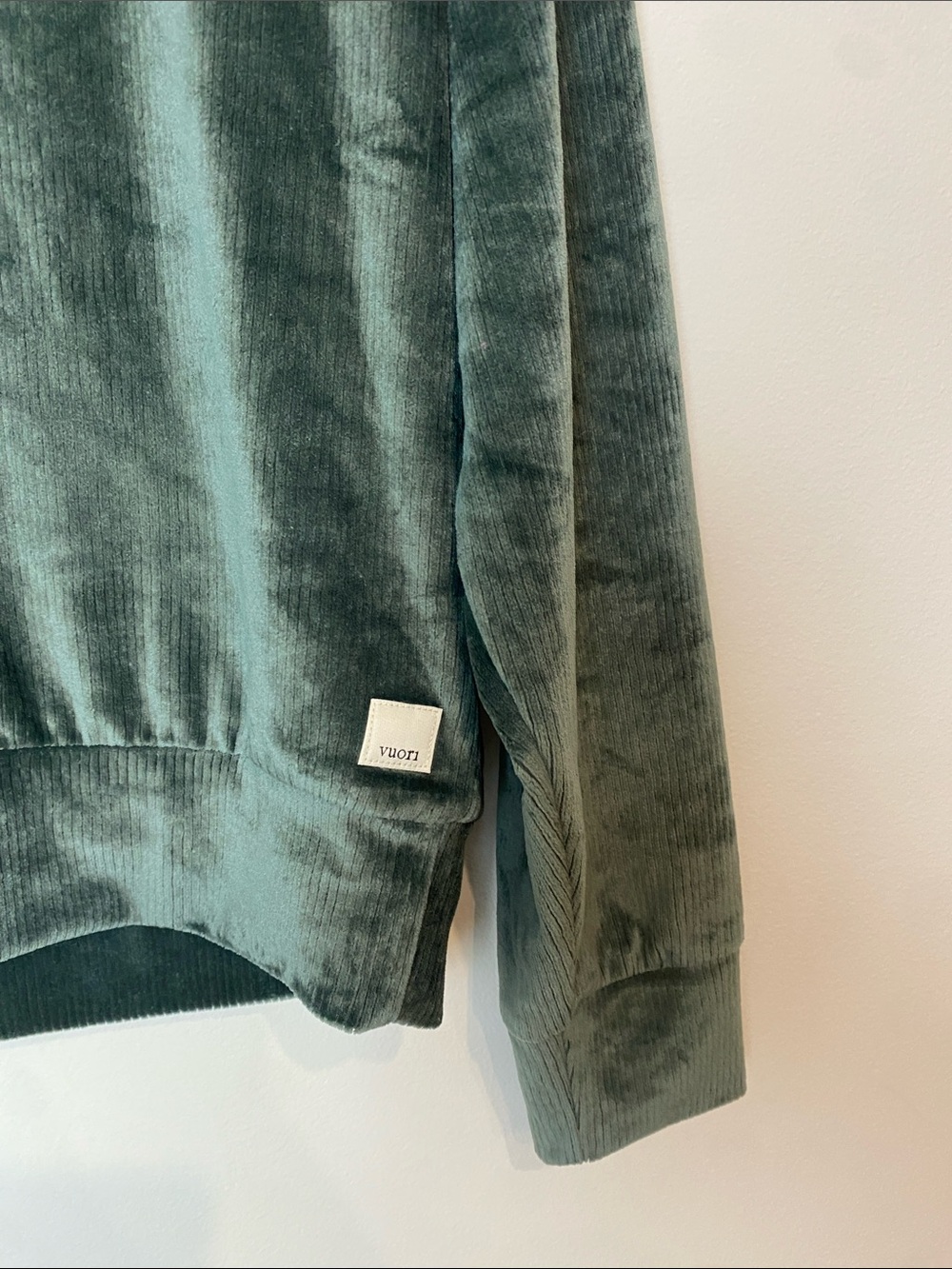 Vuori Velvet Haven Forest Green Valour Quarter Zip Jacket Cropped Size S - Picture 3 of 6